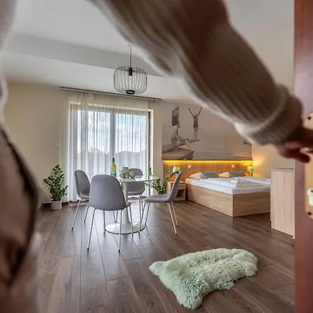 Pilger Apartment *